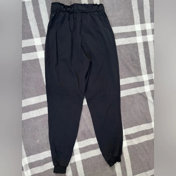 Lululemon Black Jogger Pants Drawstring Elastic‎ Waist Womens Size XS - Picture 4 of 7
